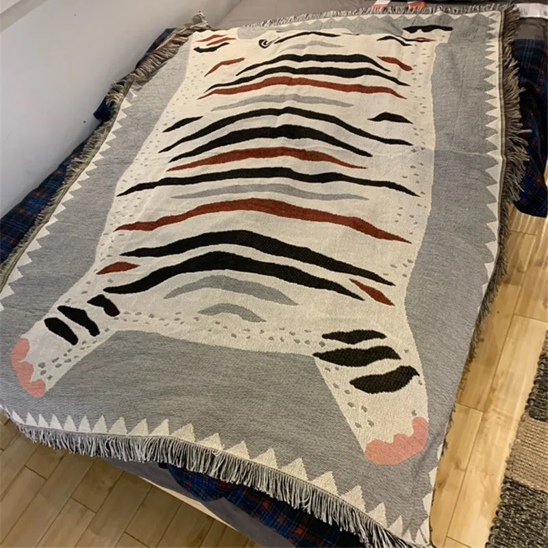 Nordic Creative White Tiger Throw Blanket Multifunction Animal Sofa Covers Cobertor Dust Cover Air Conditioning Blankets For Bed | Дом и сад
