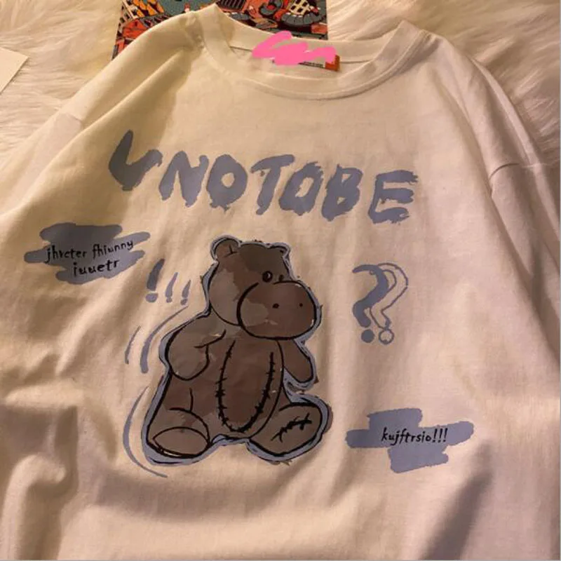 

Женская футболка с коротким рукавом, круглым вырезом и принтом