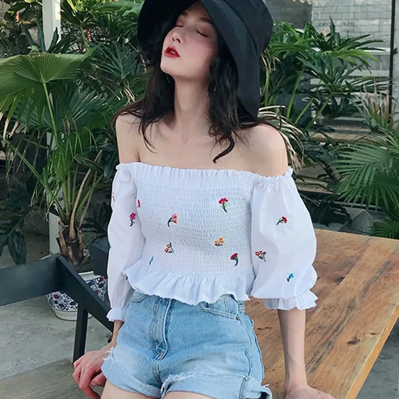 

ETOSELL Female Retro Embroidery Floral Blouse Women Slash Neck Short Sleeve Blouses Female Navel Exposed Shirt Tops