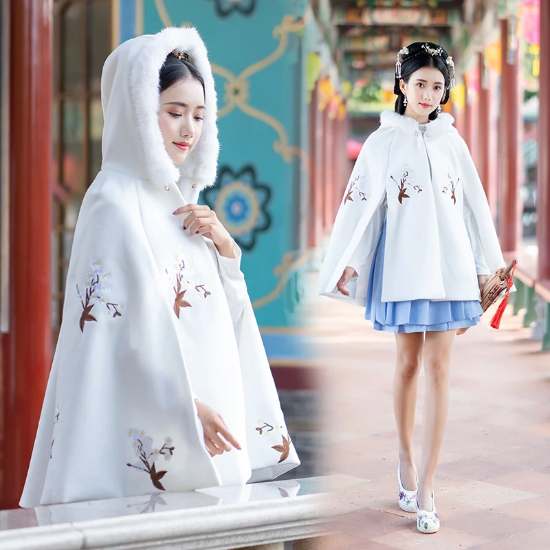 

New Hanfu Dress Women/Female Winter Embroidery White Cloak Chinese Traditional And Ancient Costumes Chinese Style Coat DQL371