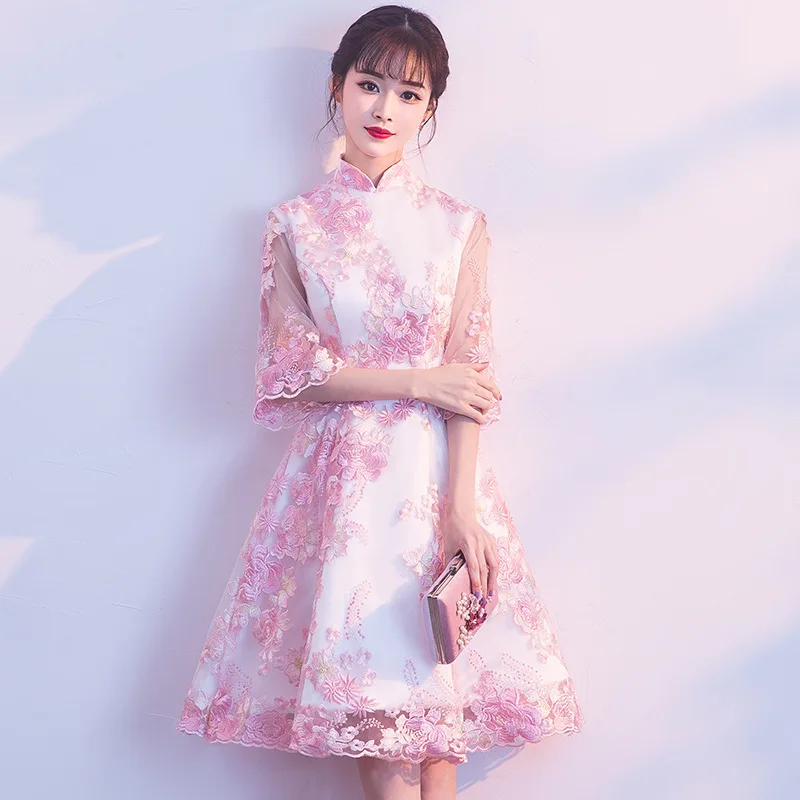 

Cheongsam Mini Dress Summer Fashion Lace Half Sleeve Party Dresses Modern Chinese Wedding Qipao Dress Sexy Slim Short Qi Pao