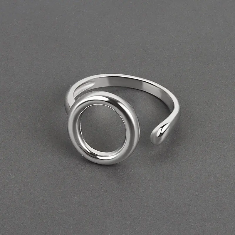 

European and American Hollow Out Oval Ring Women's Simple Design Open Ring Fashion Personality Jewelry for Women 2021 Wholesale