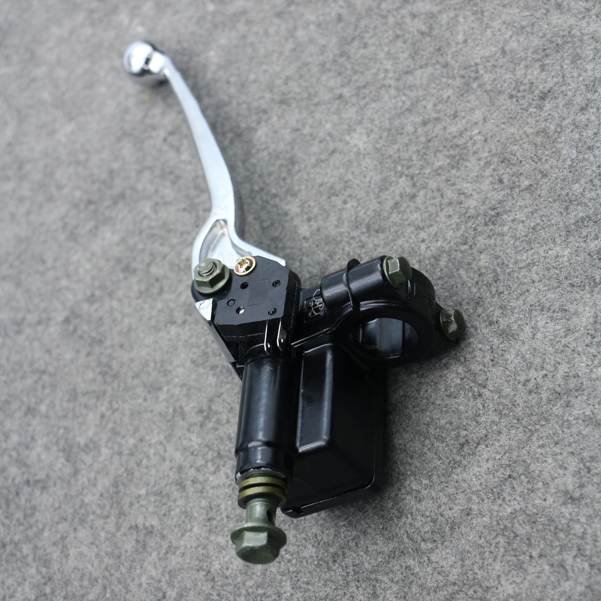 Набор бачков главного цилиндра тормозных рычагов сцепления 7/8 дюйма подходит для