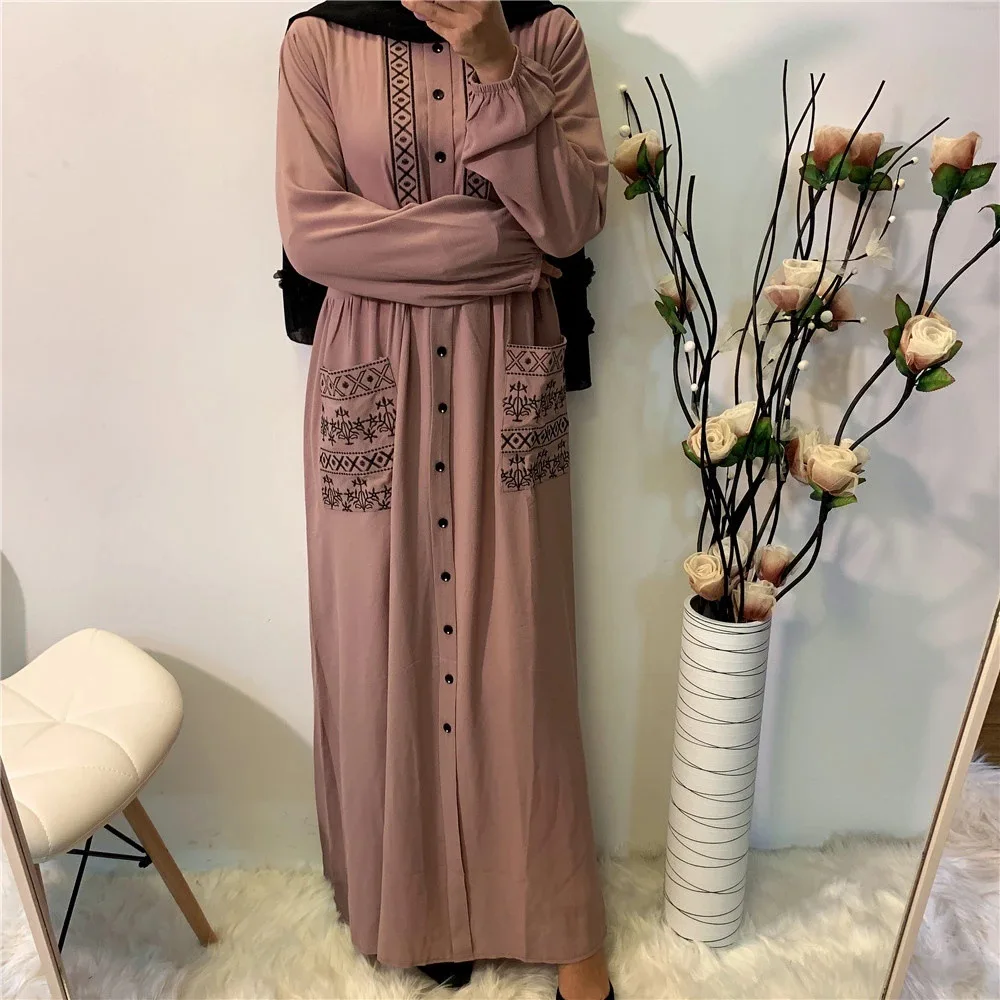 2021 New Muslim Middle East Fashion Long Middle East Large Size Women's Temperament All-match Dress European Clothing