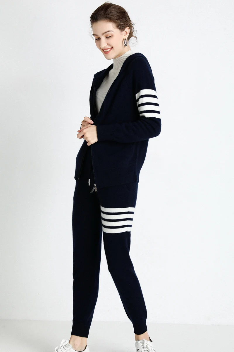 

Autumn and winter new tall leisure sports cashmere suit women's two piece set thickened loose knitted hooded cardigan TB