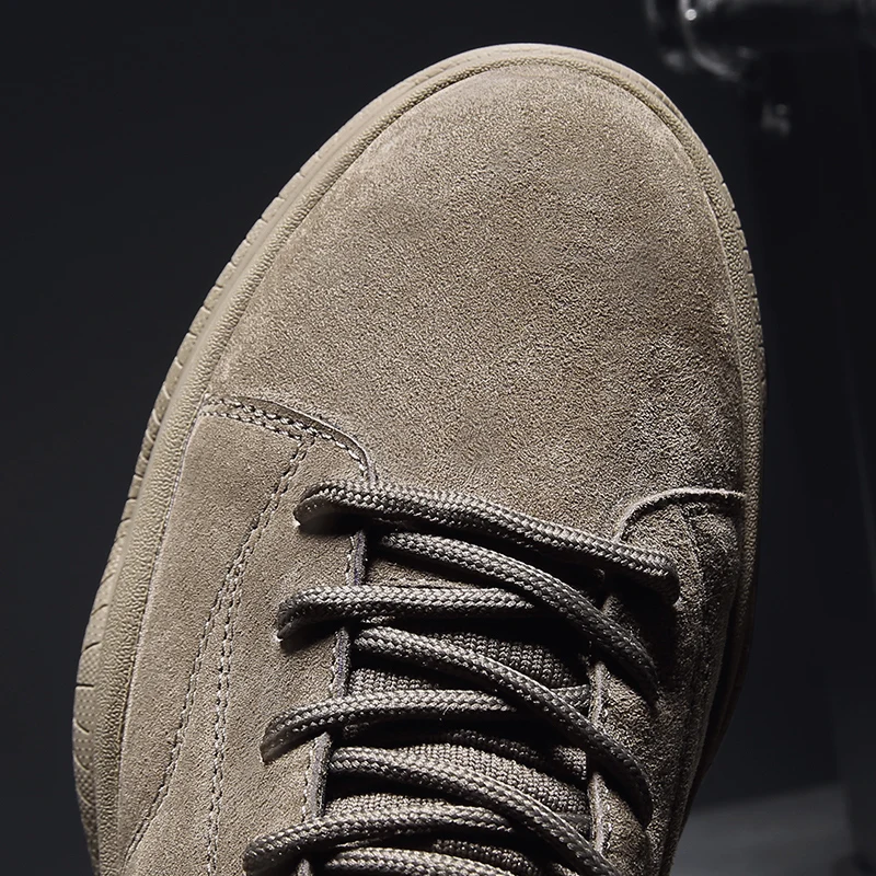 Мужские замшевые туфли на шнуровке для отдыха прогулок модные однотонные