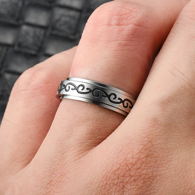 

Titanium steel ring retro geometric pattern rotatable male and female couple stainless steel ring