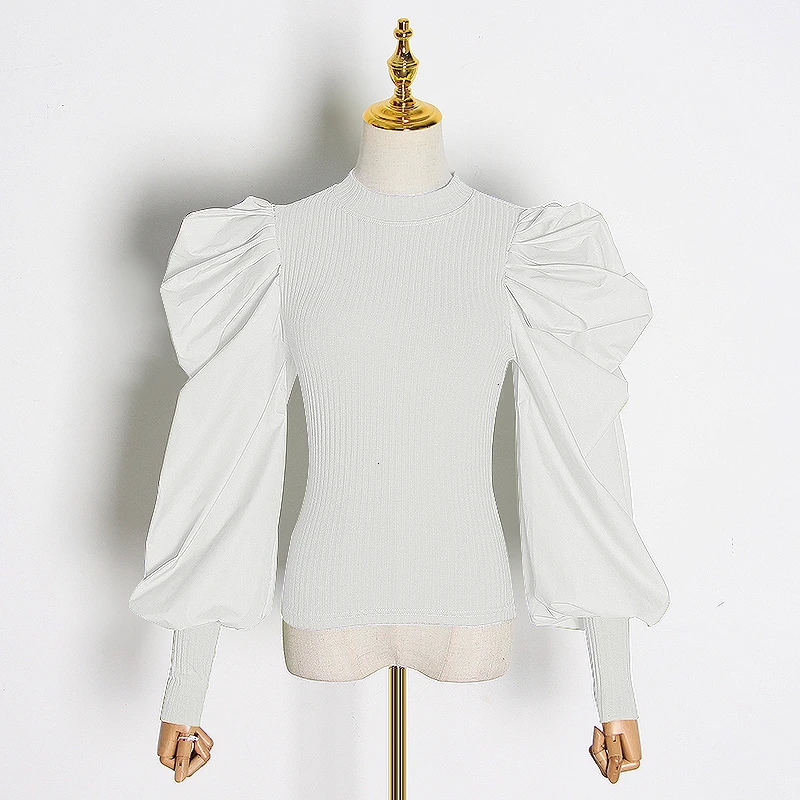 Женский вязаный свитер TWOTWINSTYLE пуловер с круглым вырезом рукавами-фонариками и