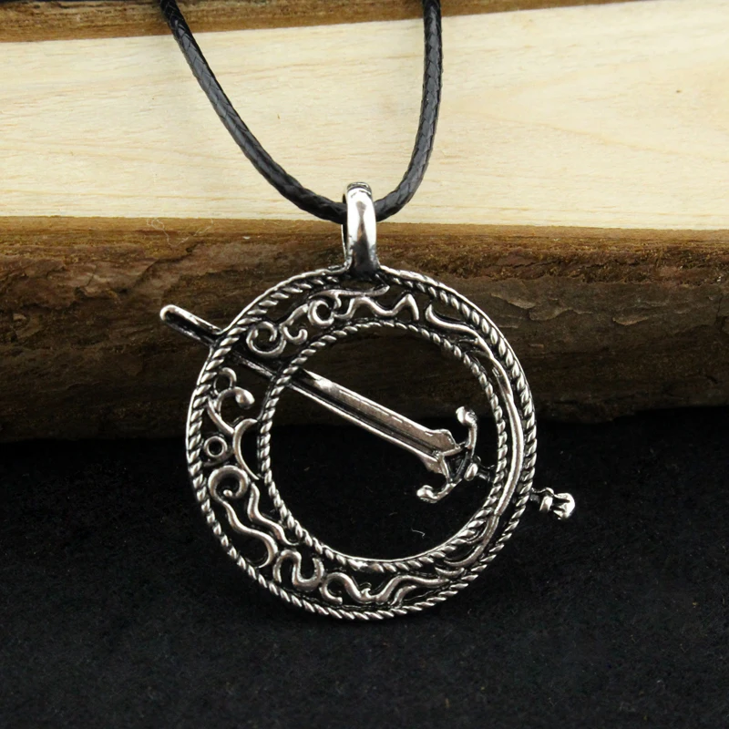 Винтажные меч Круглые Подвески Викинг кожаная веревка колье цепь Мужчины