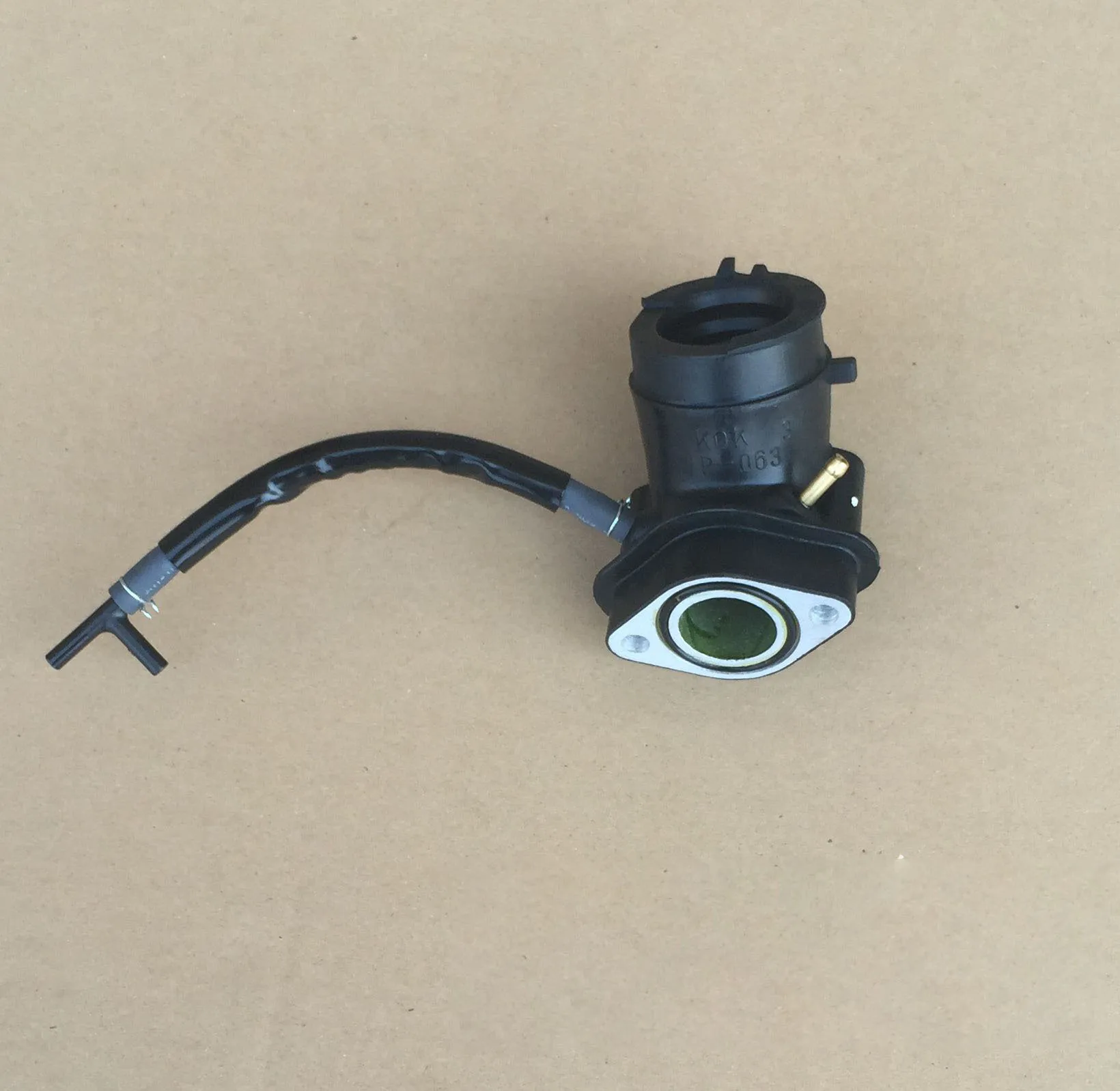 

Motorcycle Intake Pipe Ventilation Manifold Carburetor Interface for Kymco Gp110 Vp110