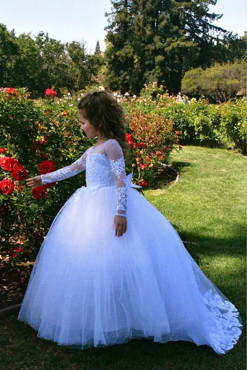 flower girl dresses White Lace Appliques Jewel Neck Illusion Long Sleeve Ball Gown Floor Length Princess Beautiful Bridal Dress | Свадьбы и