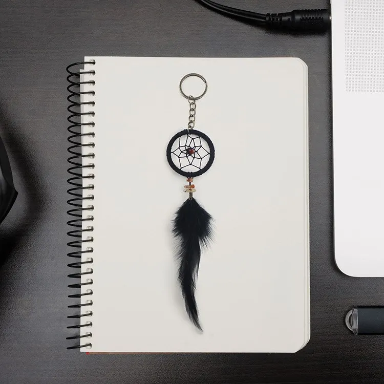 Брелок для ключей Ловец снов ручная работа с черными перьями креативный подарок