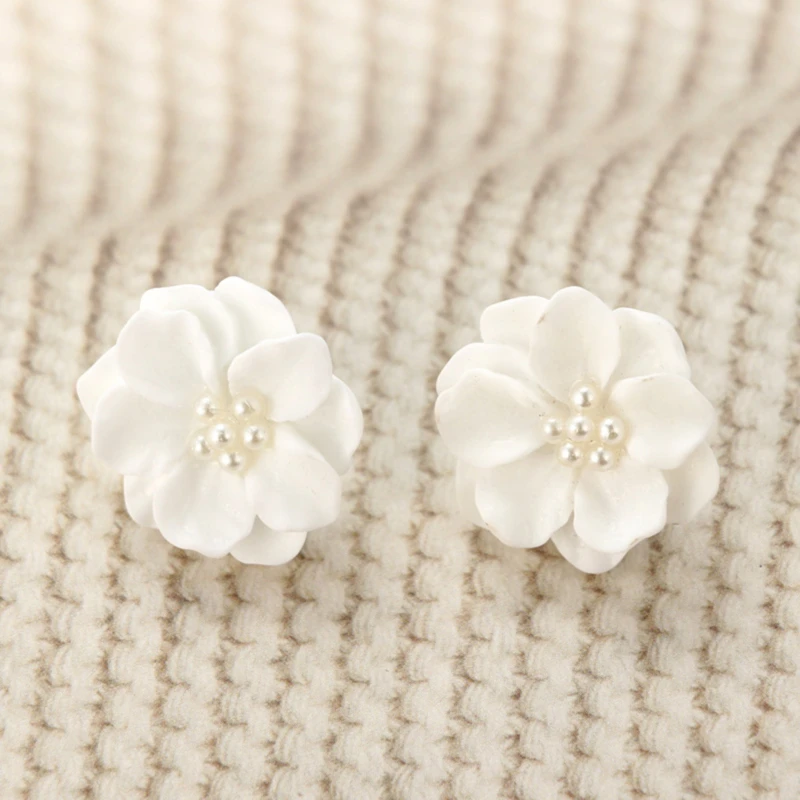 Ladies Stud Earrings Fashion Simple Korean Style Three-dimensional Camellia Women Wild Jewelry | Украшения и аксессуары