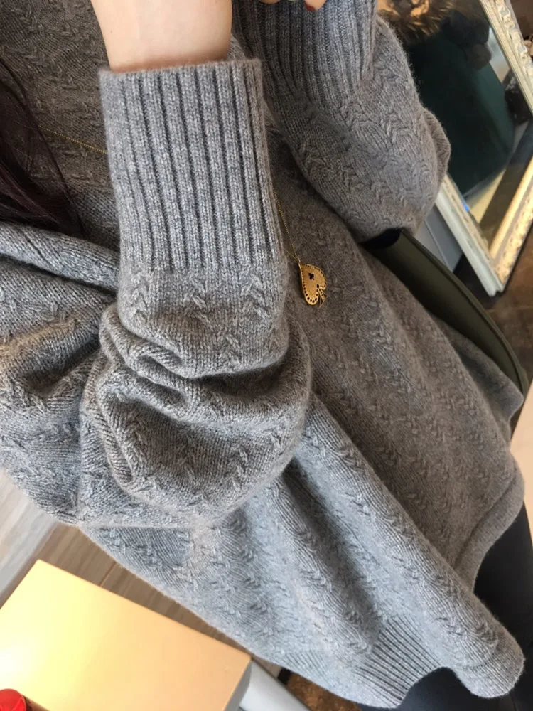 

Deliccolor 2019 new high-collar wool Sweater high quality fashion loose Women's Sweaters solid color pullover casual sweaters