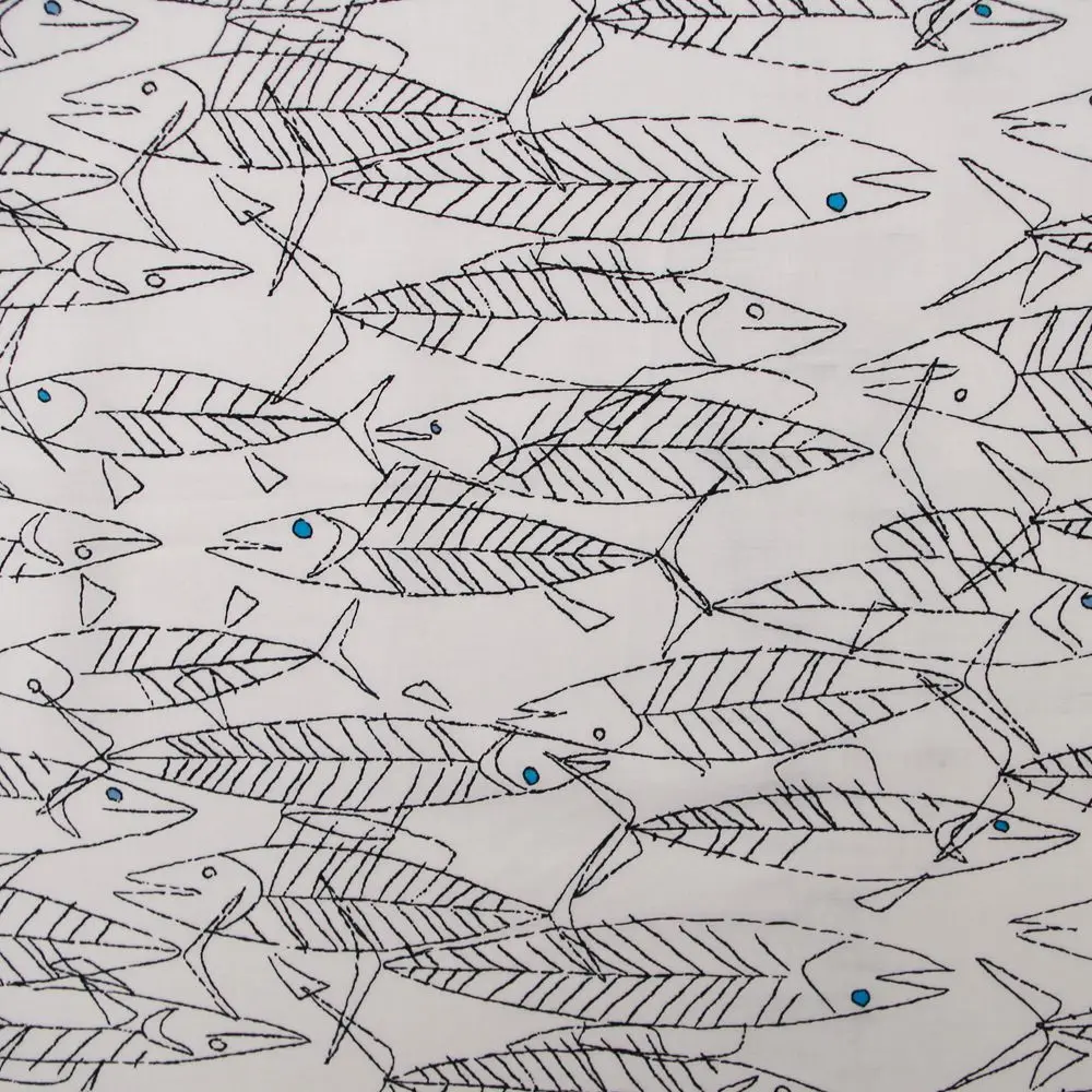 

1 yard Cotton Woven Fabric - Fish on white background (width=140cm)