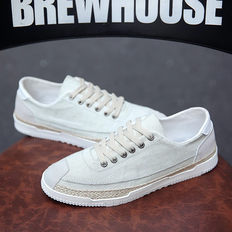 

Men's Casual Shoes 2021 Spring New Outdoor Non-Slip Shoes Fashion Running Shoes Comfortable And Breathable Mesh Shoes Large Size