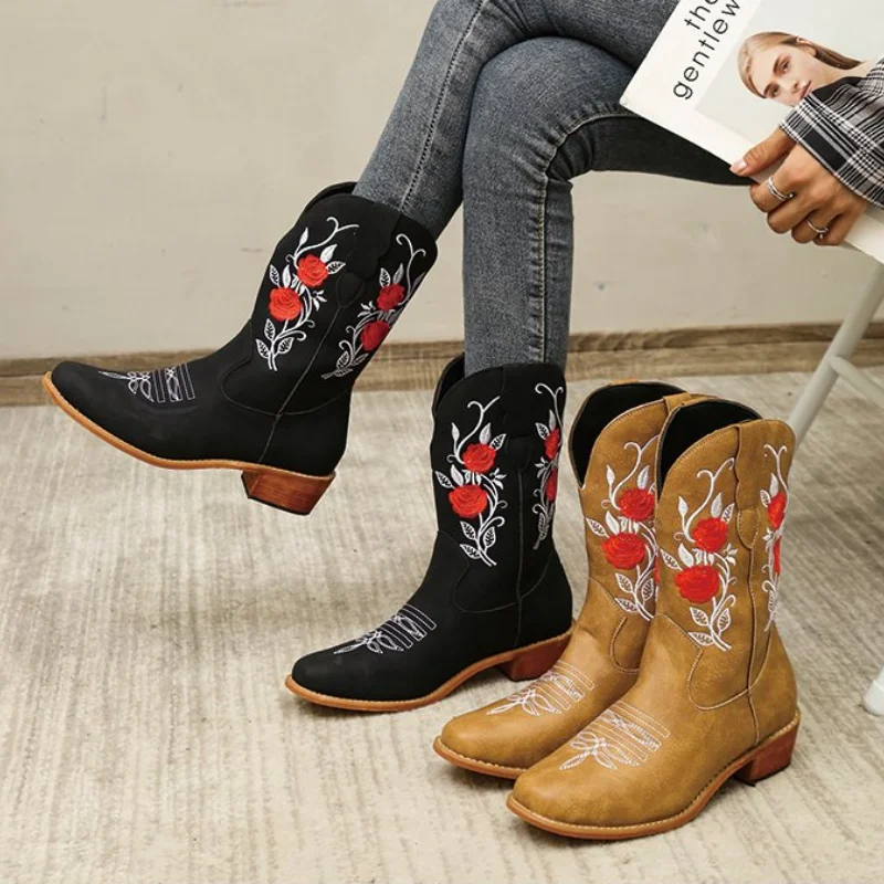 

Женские высокие ботинки на толстом каблуке, с круглым носком, размеры 36- 43