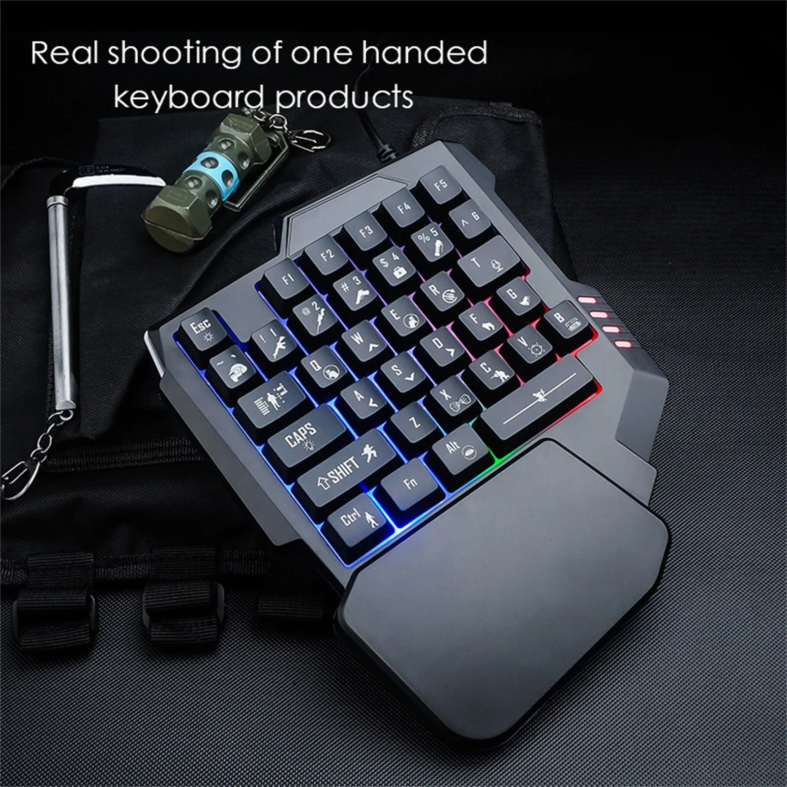 

Gaming Mouse Colorful Manipulator Feeling Gaming USB Wired Mouse One-handed Keyboard Set