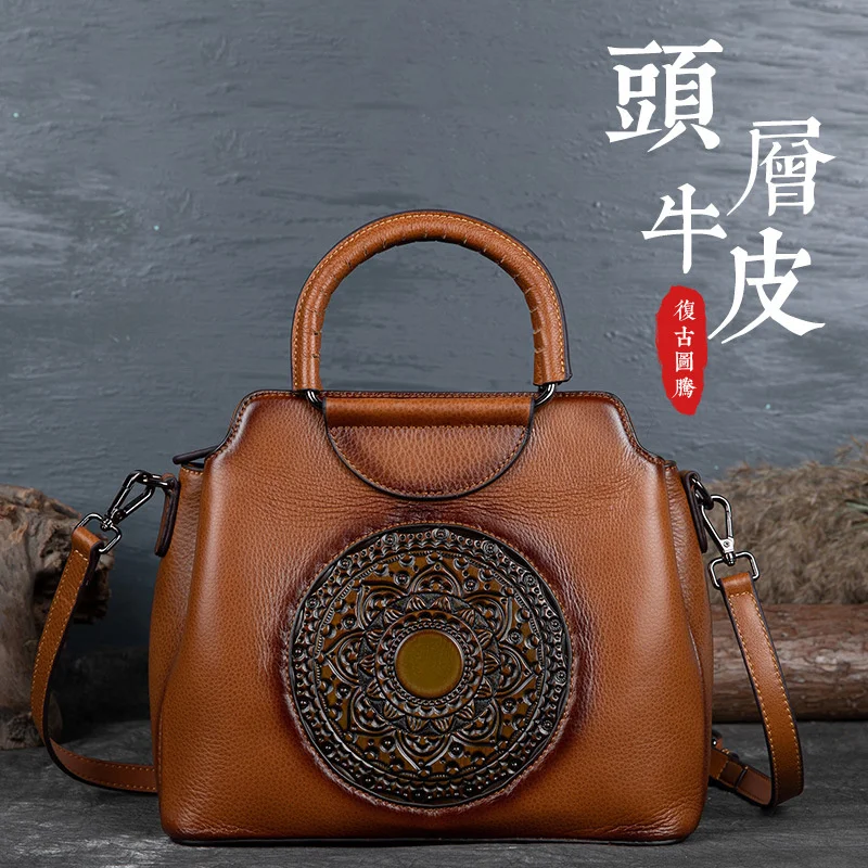 

Leather bag totem embossing 2020 new straddle one shoulder handbag