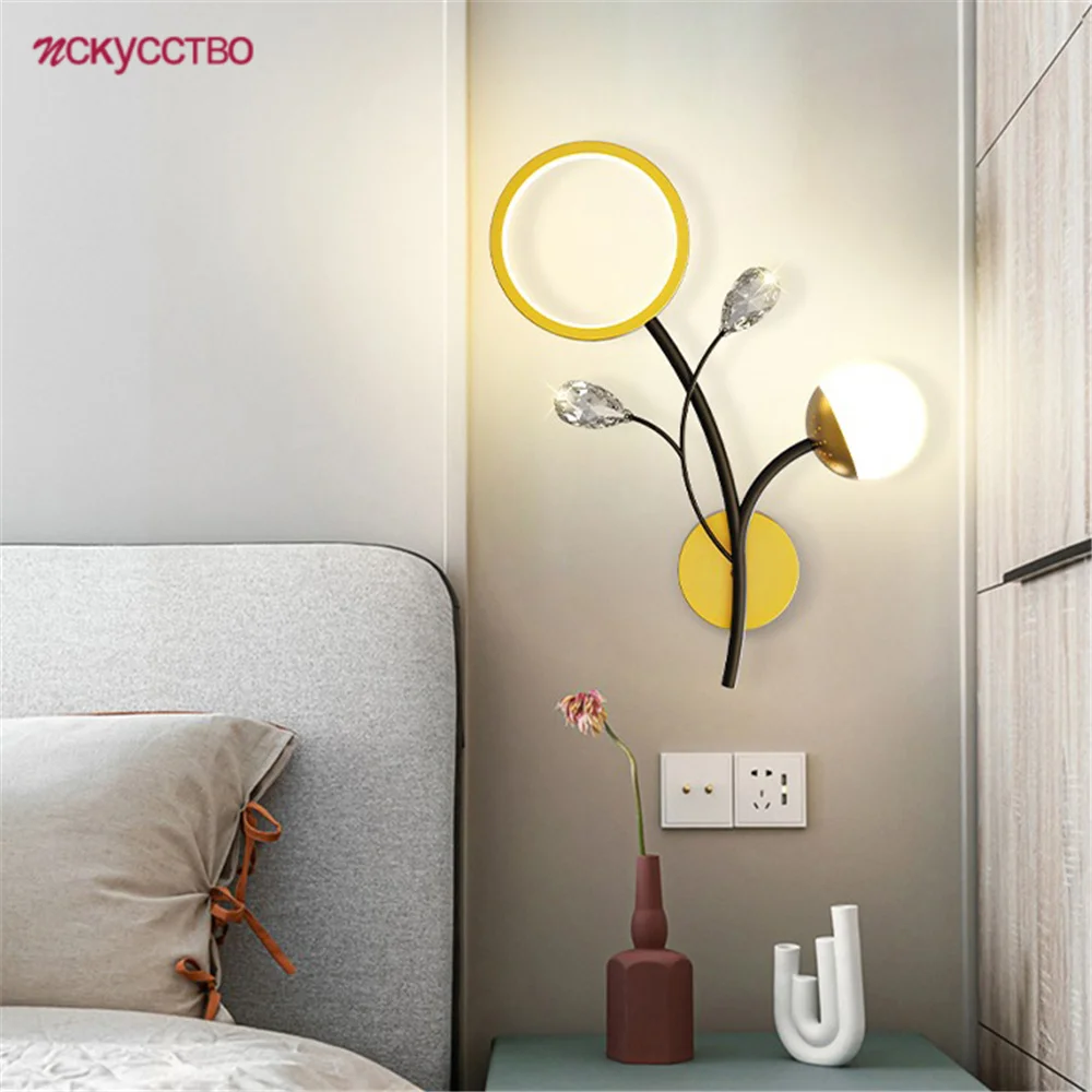 

Настенный светодиодный светильник в скандинавском стиле Cottagecore, Золотое кольцо с хрустальными шариками, лампа для столовой, коридора, бра д...