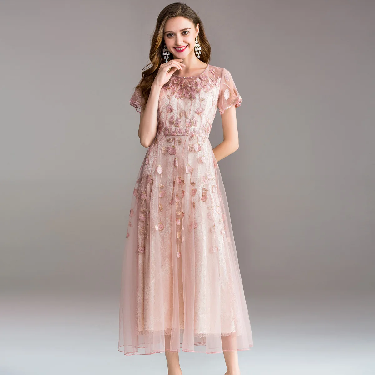 

Plus Size 2020 Mesh Embroidery Elegant Dress Ladies Temperament O Neck Short-sleeve Women Dresses Summer High-quality Maxi Dress