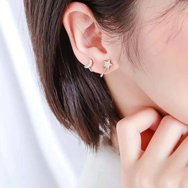 

2021 New Fashion Geometric Zircon Buckle Ear Bone Clip Earrings Earrings Of Star And Moon Female Korean Jewelry