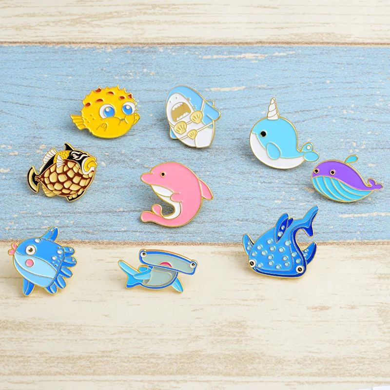 

Cute Bottom Fish Cartoon Lapel Pins Brooch Metal Badge Vintage Classics Fashion Retro Jewelry Gifts Collection