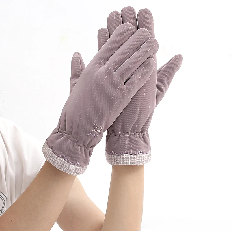 Рисунок 4 - Женские зимние теплые перчатки