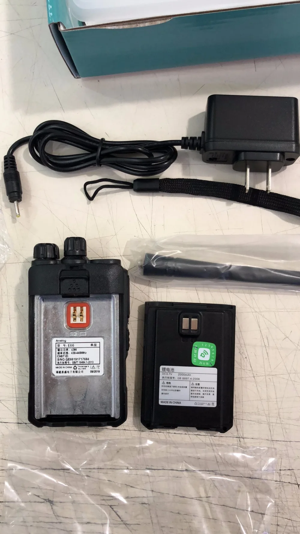 QuanSheng иди и болтай Walkie-Walkie talkie S TG-E66 двухстороннее радио