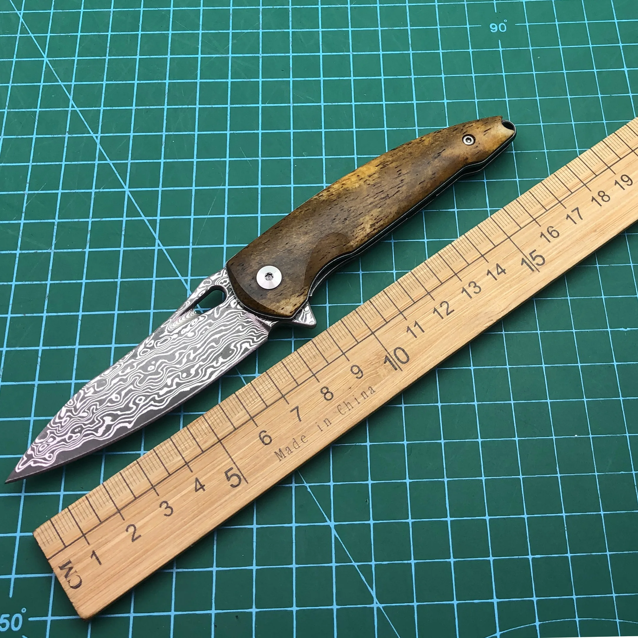 

VG Damascus steel Camping Hunting Outdoor Climbing Fishing Pocket Quick Opening Knife