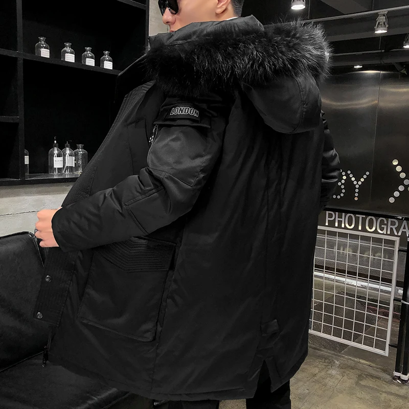Пуховик мужской с капюшоном и меховым воротником теплая уличная куртка на белом