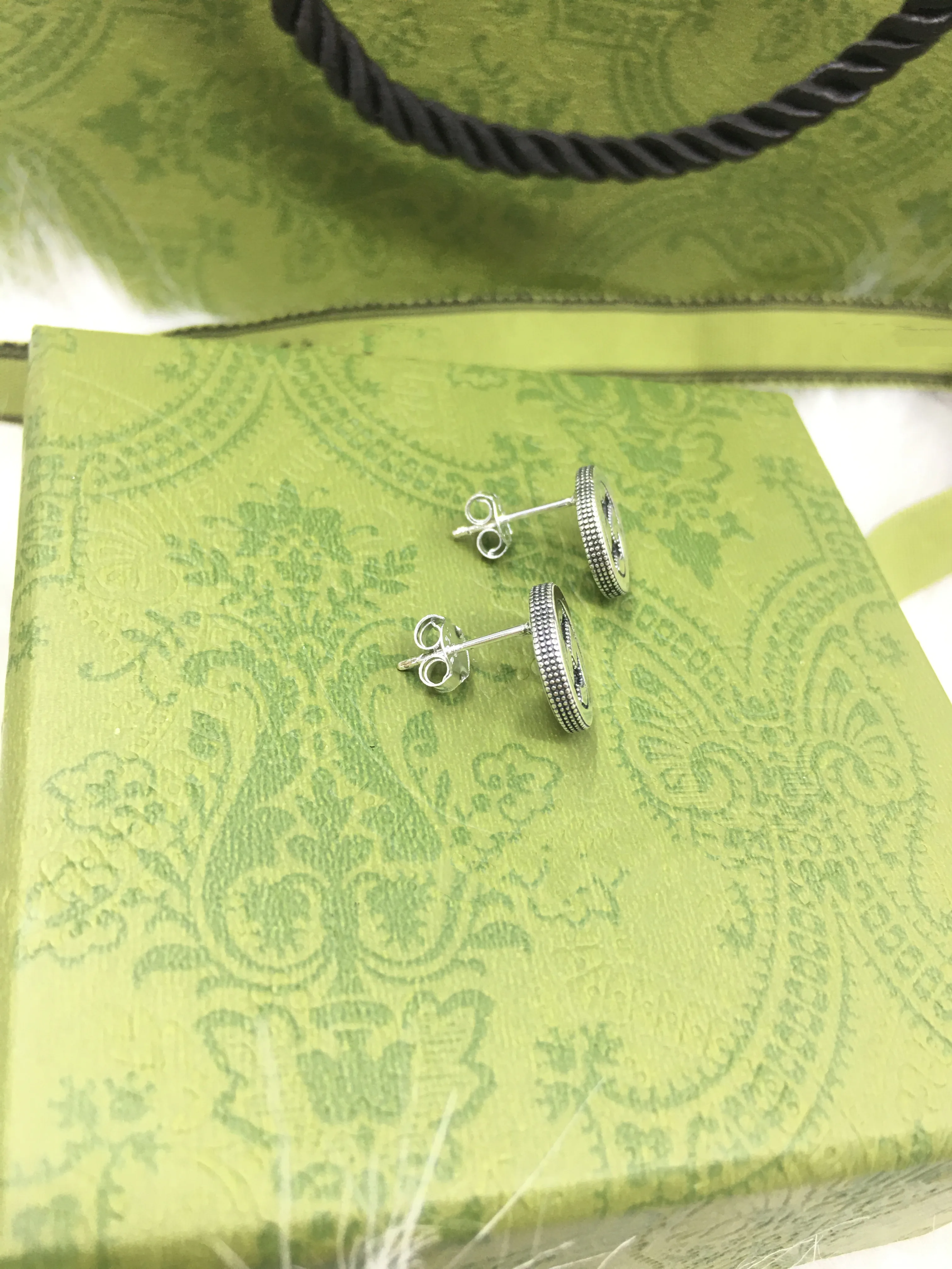 

1:1 Men's and Women's Fashion Brand Letter Silver Stud Earrings Gift