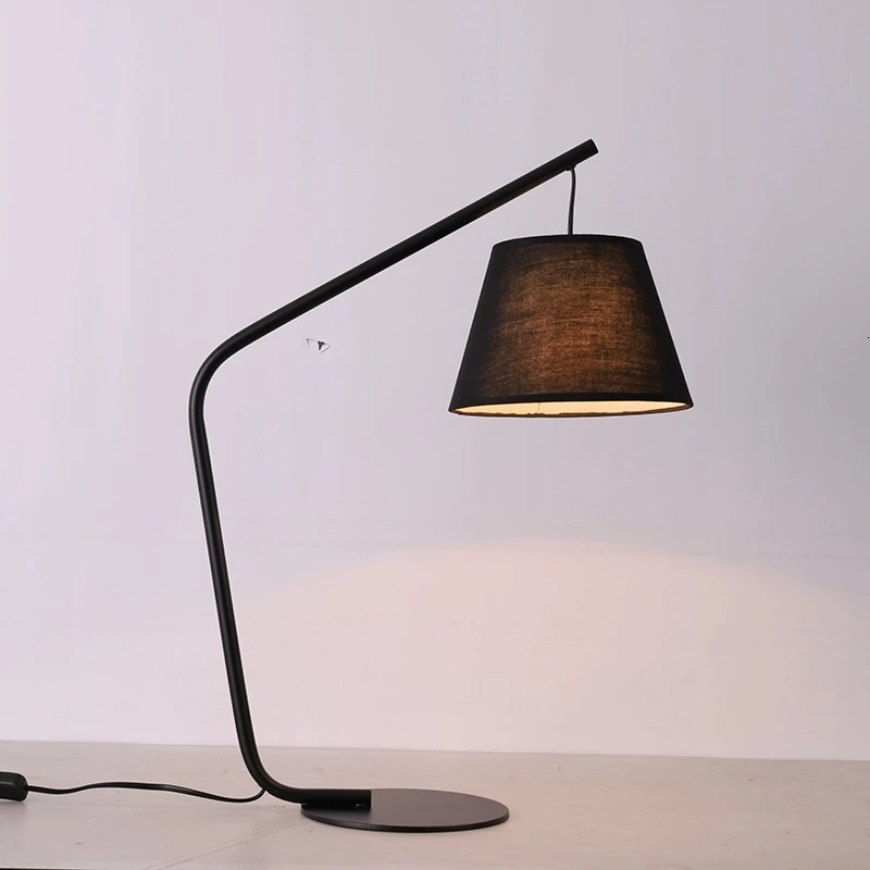 Недорогие железные металлические лампы для прикроватного столика в гостиницу