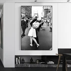 Постер целующийся матрос, Классическая черно-белая фотография, печать на холсте, настенная живопись, Современное украшение, картины для интерьера