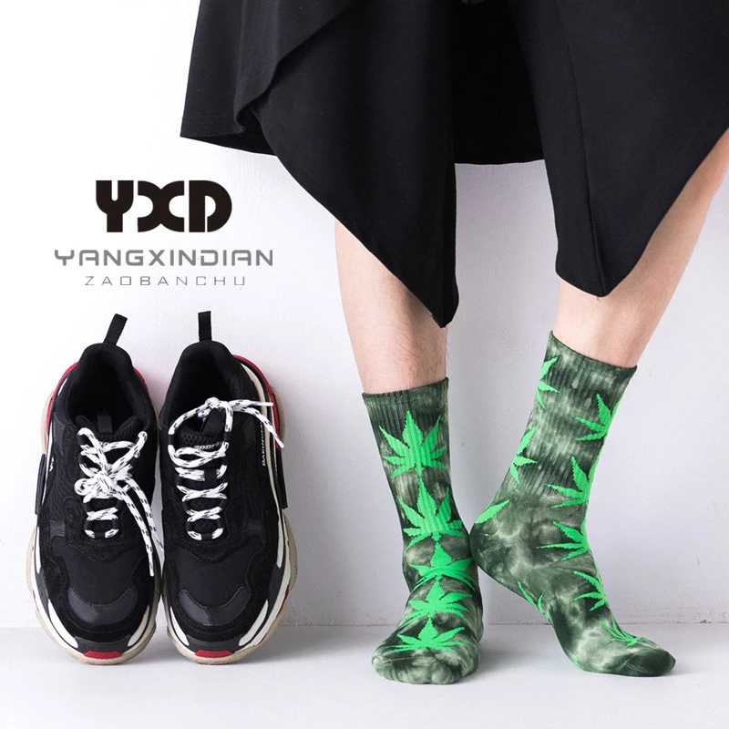 3 Pairs/Men's Socks High Quality New Winter Warm Thicker Cotton Tie-Dyed Maple Leaf Print Sports High Socks Man Skateboard Socks