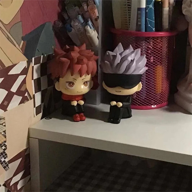 

Gift Figurines Miniatures Itadori Yuji Figet Toys Gojo Satoru Figurine Anime Jujutsu Kaisen Model Decoration Crafts Home Decor