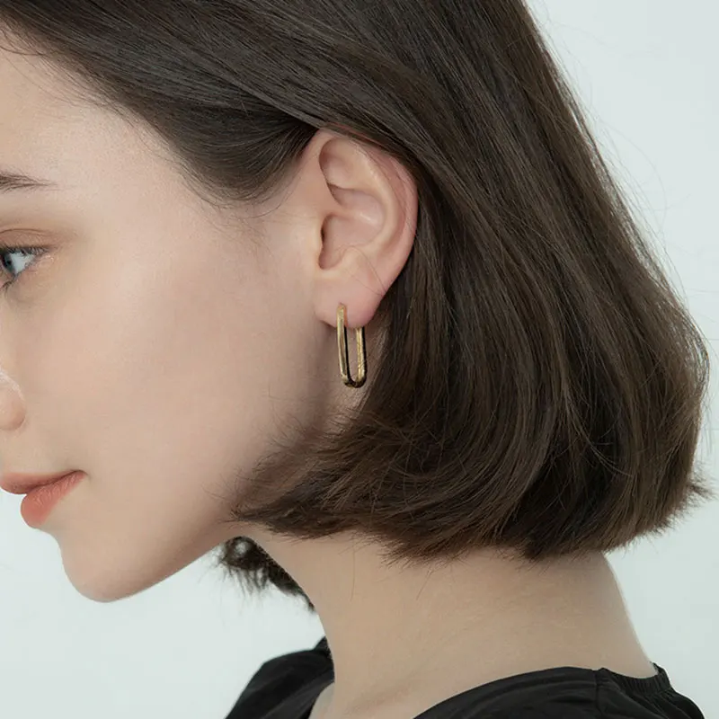 

Trendy Retro Geometric Oval Hoop Earrings For Women Temperament Fashion Minimalist Glamour Female Handmade Jewelry Couple Gifts