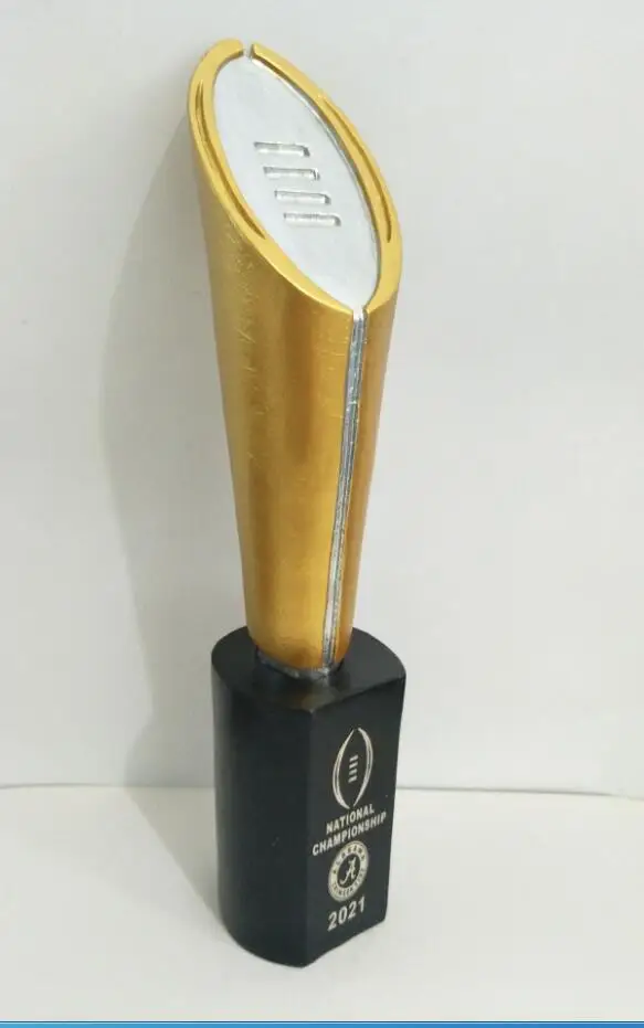 Награда для всех лет и команд национального колледжа по футболу декоративные