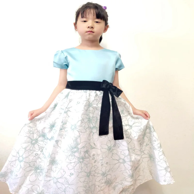 Длинное платье принцессы в горошек с геометрическим узором | Детская одежда и