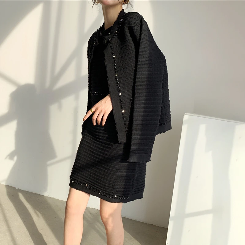 TWOTWINSTYLE лоскутный жемчужный Женский комплект из двух предметов Кардиган с