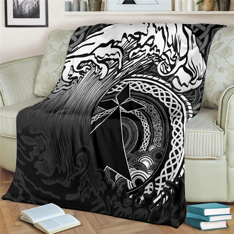 

Sea Waves and Celtic Circle Throw Blanket 3D Soft Flannel Blanket for Chair Travelling Camping Kids Couch Winter Nap Blanket