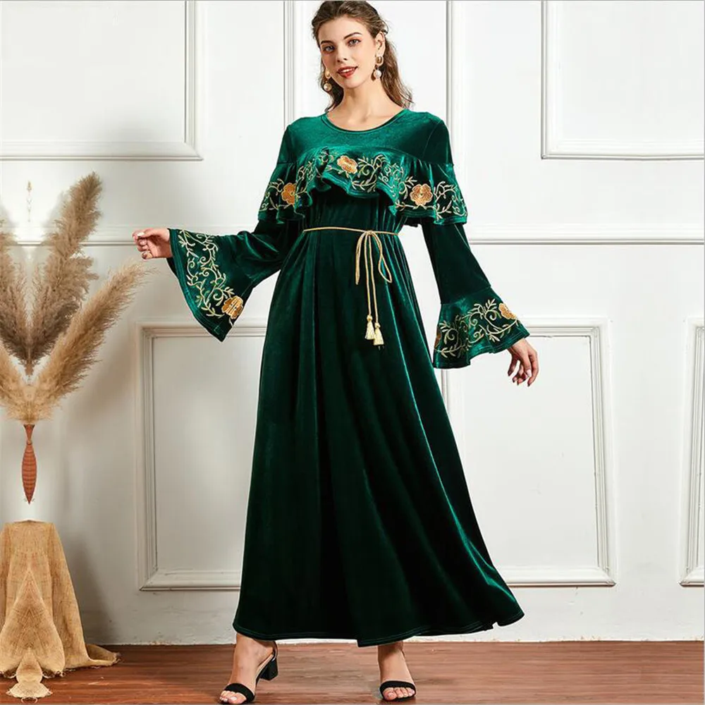 

Женское бархатное платье макси Рамадан, длинное платье в мусульманском стиле с вышивкой, Арабская абайя, одежда в исламском стиле, зимние пл...