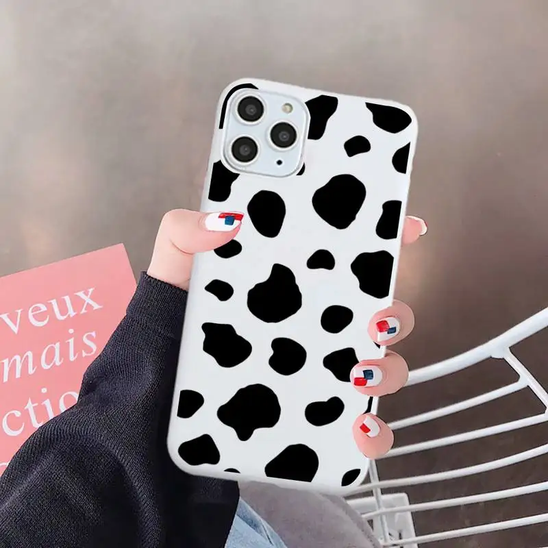 

cow painting fashion universal funny shell Phone Case Candy Color for iPhone 6 7 8 11 12 s mini pro X XS XR MAX Plus