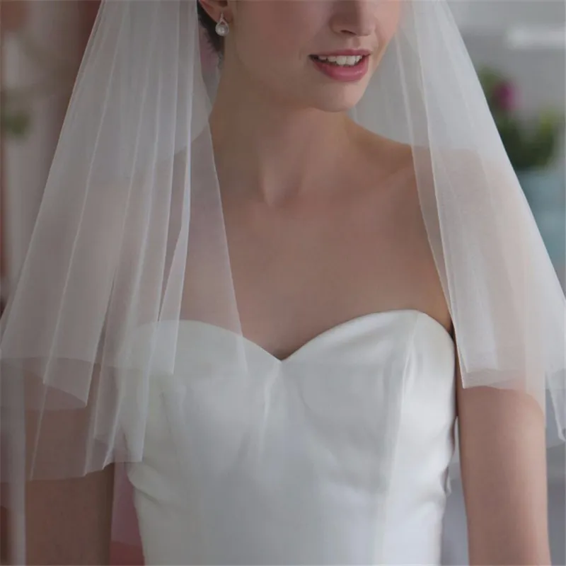 Sederhana Dua Lapisan Pernikahan Tudung Gading Putih Pendek Tulle Kerudung Pengantin dengan Sisir Pernikahan Aksesoris