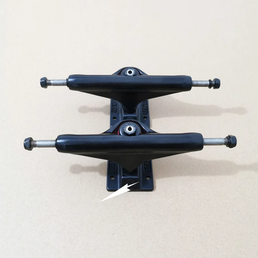 Литой скейтборд из серебристого алюминиевого сплава 129 мм 139 | Спорт и развлечения