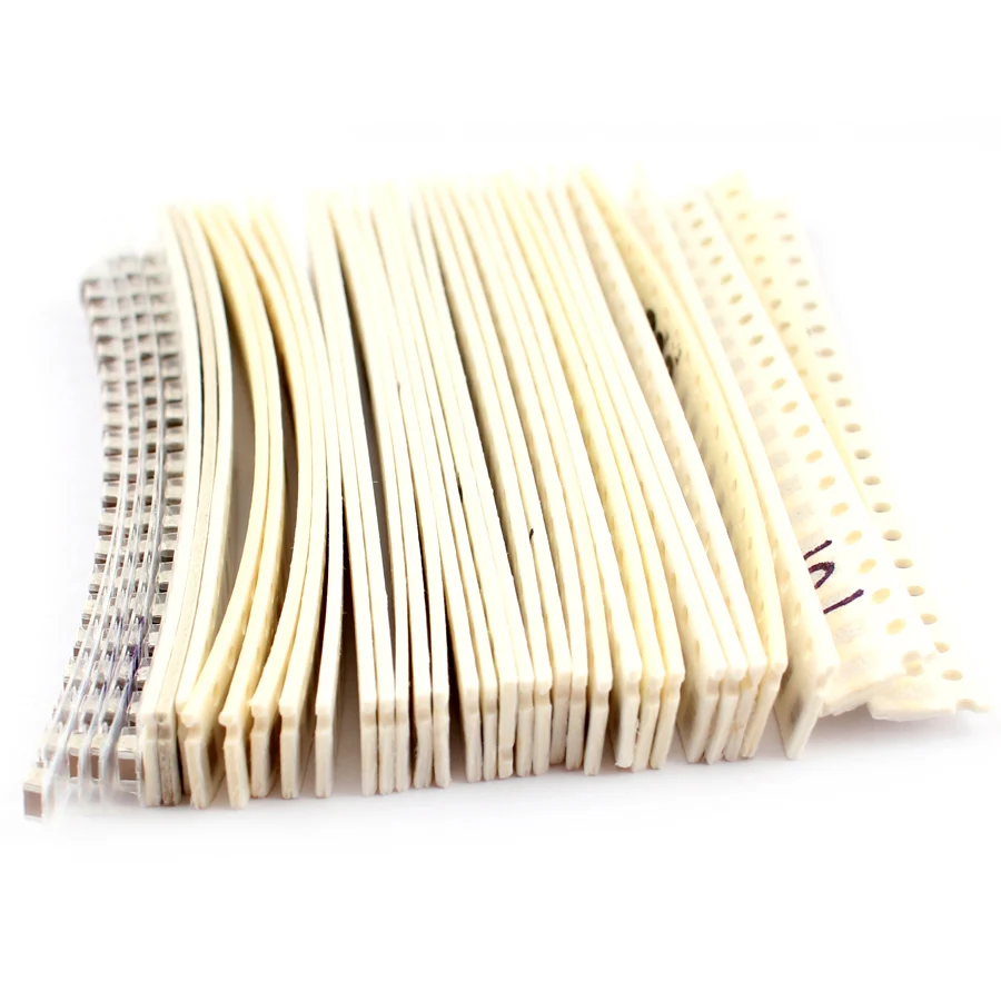 

2500pcs/lot 0805 SMD Ceramic Capacitor Assorted Kit 1pF~10uF SMD Ceramic Capacitors Samples set 22PF 220PF 68nf 470nf capacitor