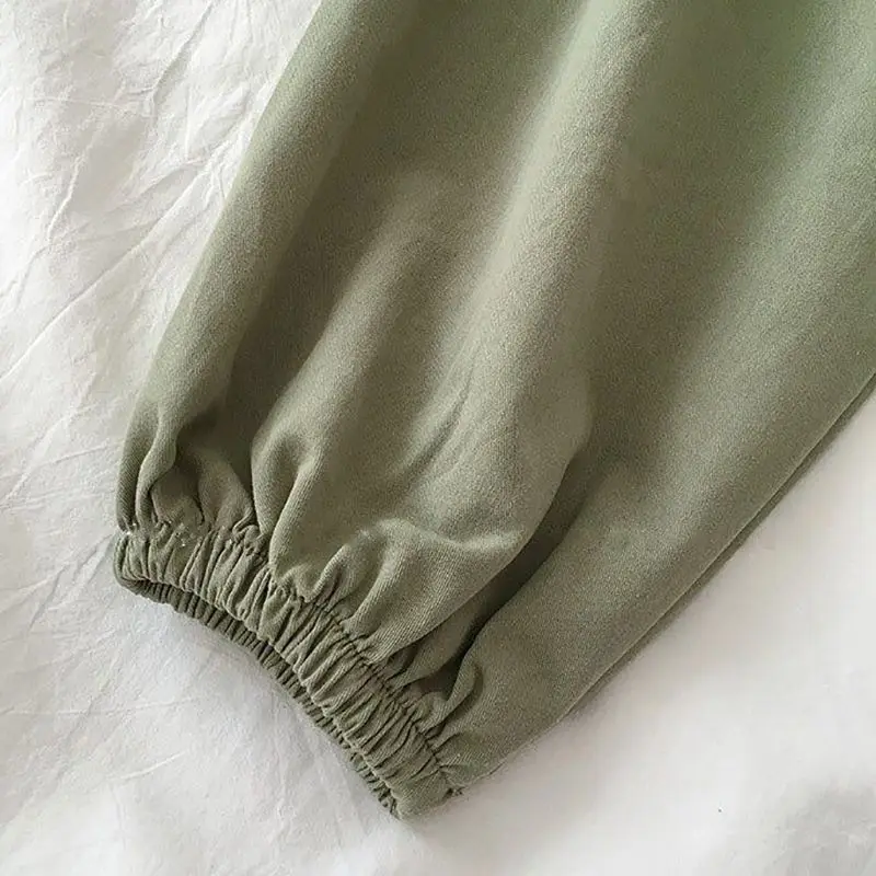 

Female Students Wild Simple T-shirt Summer Loose Casual Harem Pants Suit White Shirt + Green Pants Two-piece New