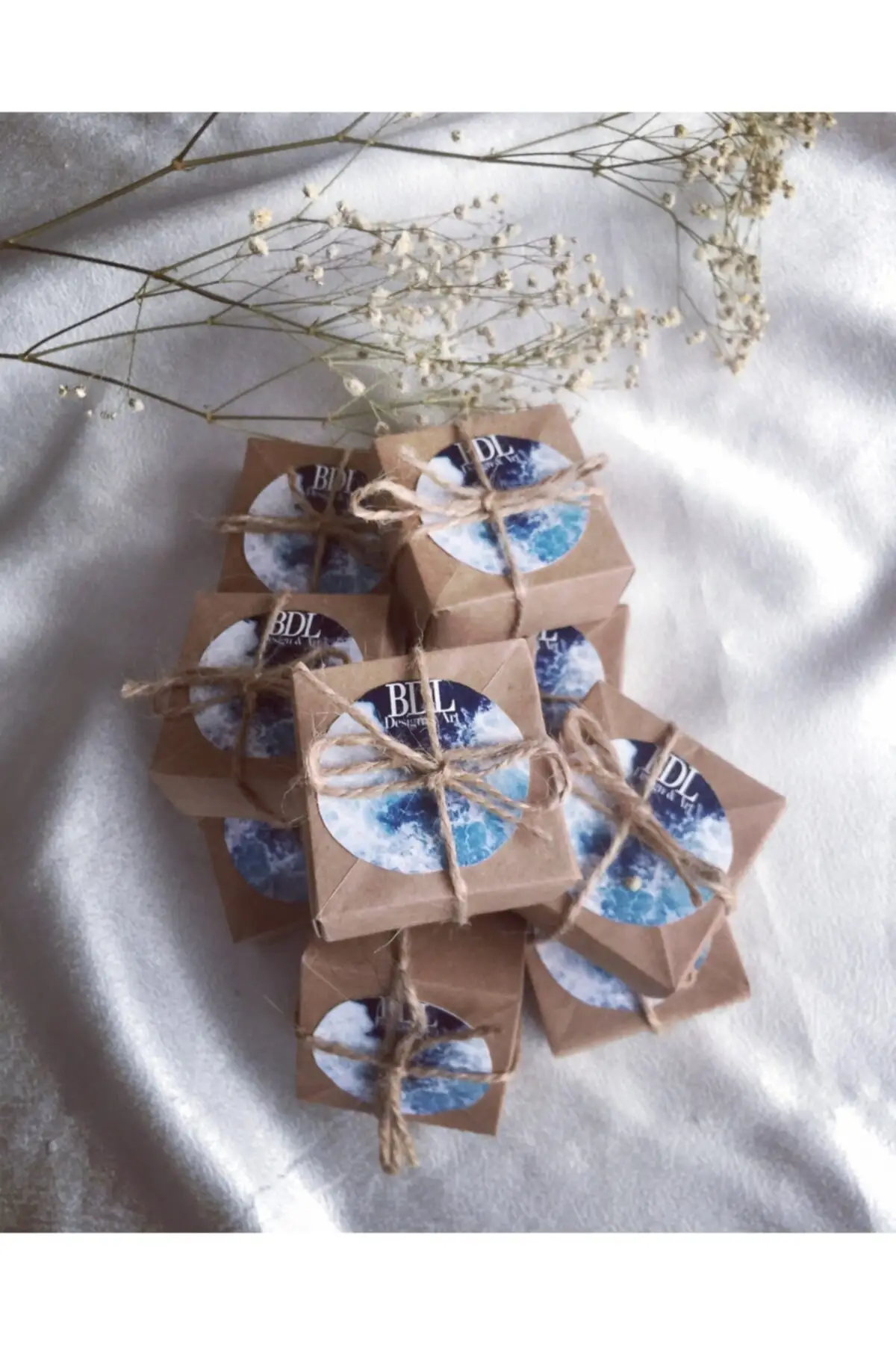 

M Harfii Rose Letter Key Chain Rose Leaf Handmade Gift