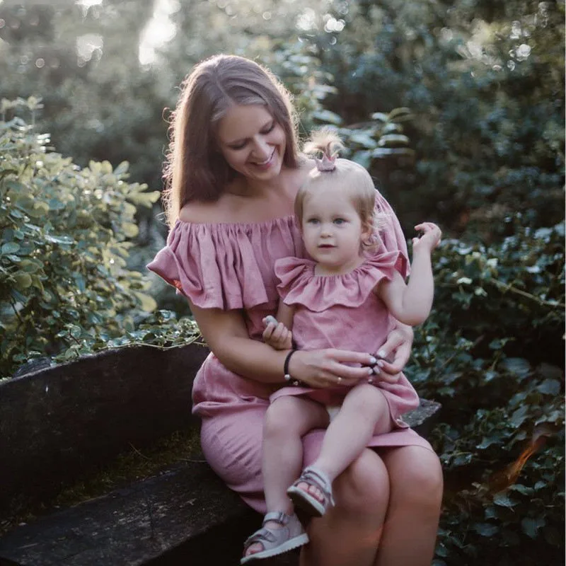 Платье для мамы и дочки летняя одежда Мама я плиссированное мини платье с