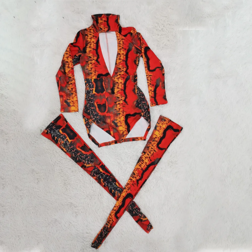 Женское платье со змеиным принтом элегантное облегающее вечернее с глубоким v